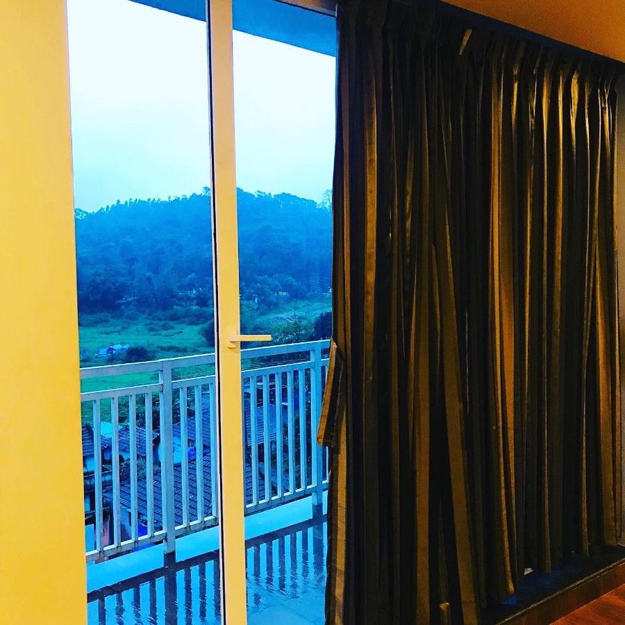 Sharada Residency Hotel Somvārpet Eksteriør billede