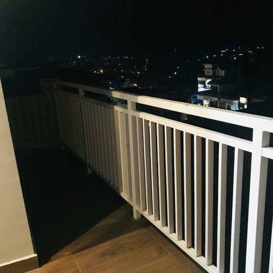 Sharada Residency Hotel Somvārpet Eksteriør billede