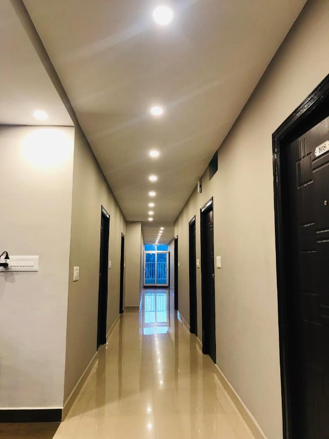 Sharada Residency Hotel Somvārpet Eksteriør billede